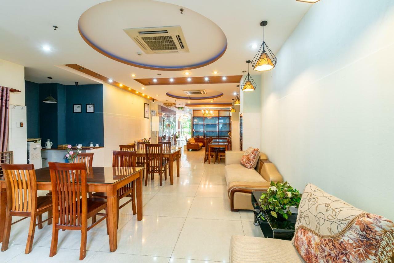 Oyo 375 Hoa Binh Hotel Đà Nẵng Ngoại thất bức ảnh